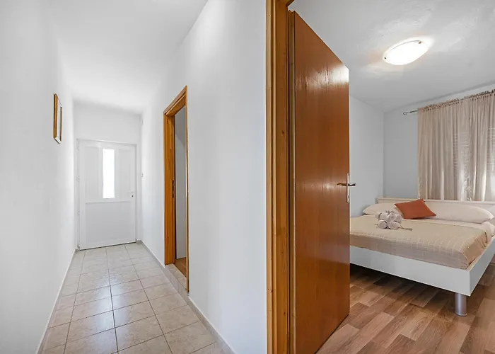 Vacation Bobijevi Dvori Holiday home Slivno (Sibenik-Knin)