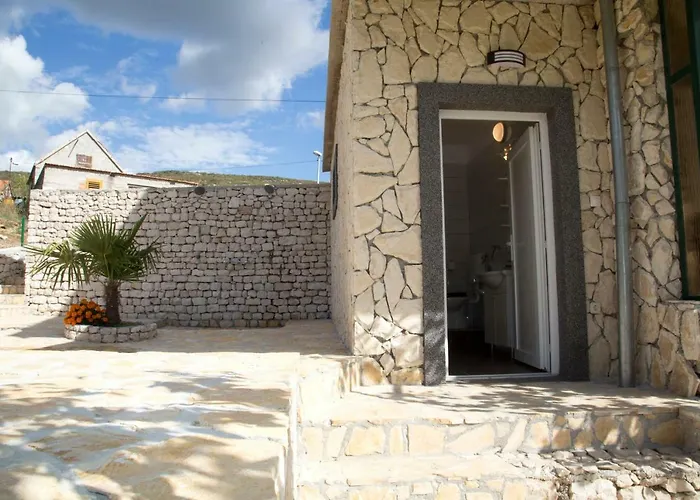 Vacation Bobijevi Dvori Feriehus Slivno (Sibenik-Knin)